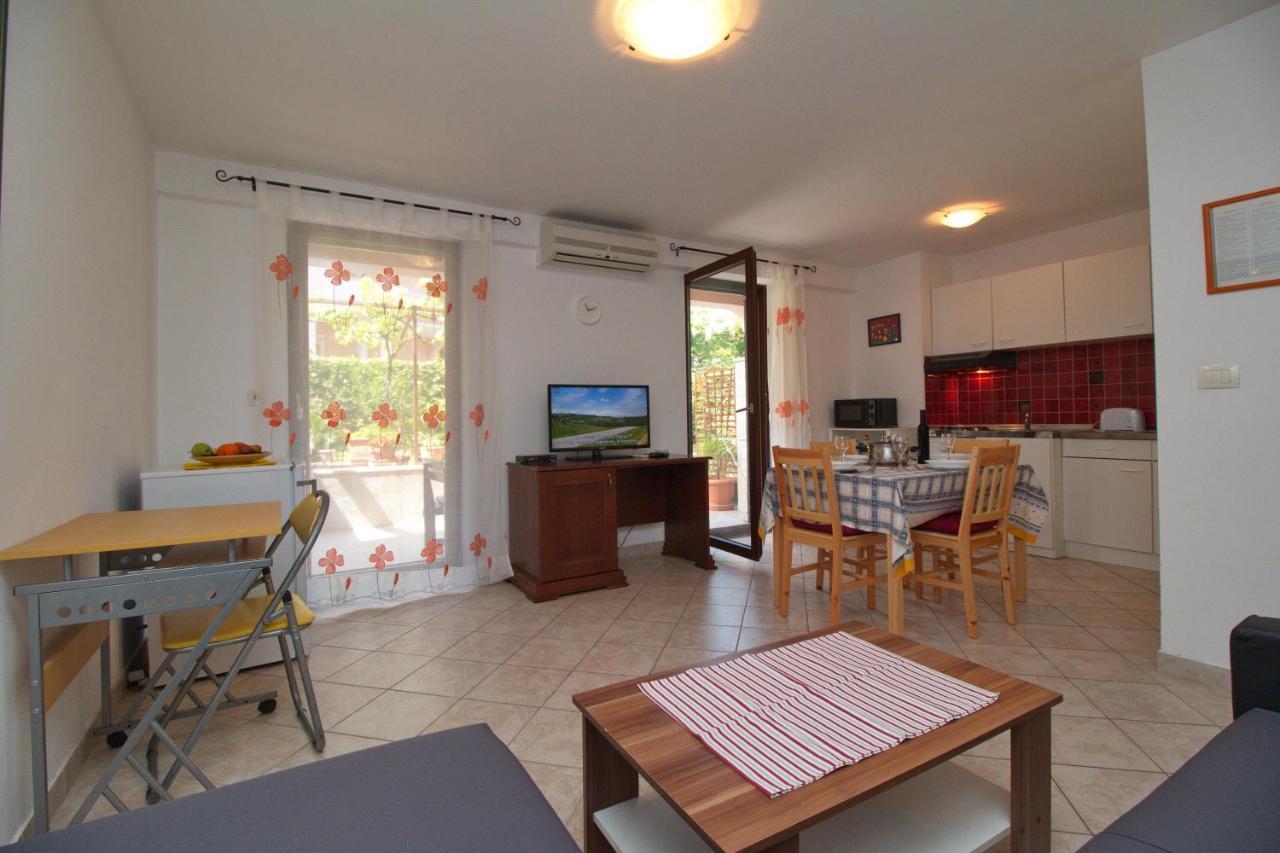 Apartments Lidija Rovinj Exterior photo